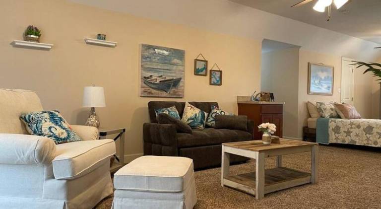 Apartment with pool in Lakeland, FL