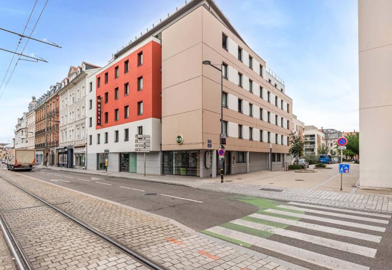 B&B HOTEL Mulhouse Centre in Sausheim