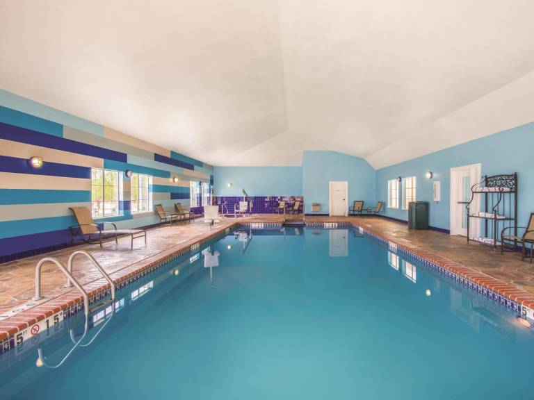 La Quinta Inn & Suites by Wyndham Oklahoma City - Moore — photo 4