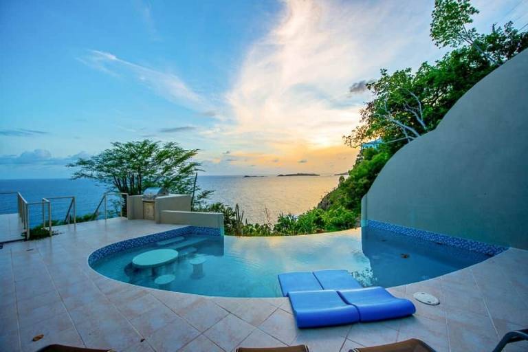 Villa Cruz Bay