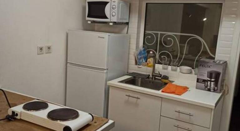 Apartment with yard, patio & grill | Suitable for remote work | Pets allowed — photo 4
