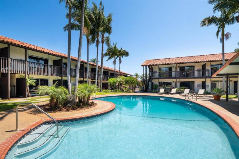 FOUND Hotels, Santa Barbara, Series by Marriott — photo 3