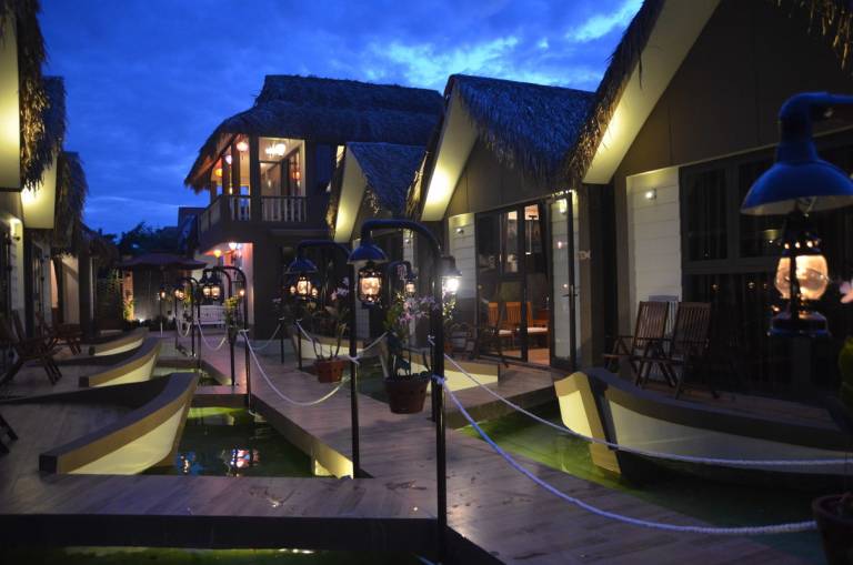 Privatzimmer Điện Dương