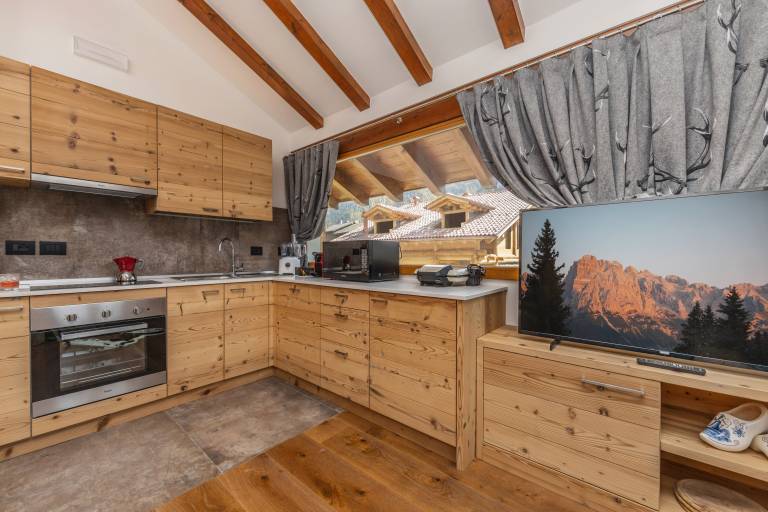 Chalet Mountain Plaza - Le atmosfere magiche del Trentino, il calore dello chalet di montagna - — photo 3