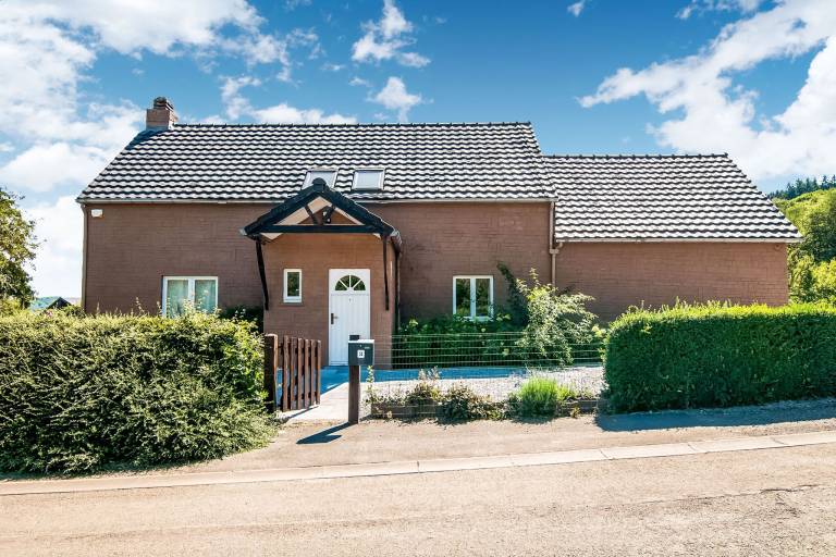 House with garden, patio & grill | Nature view in Namur