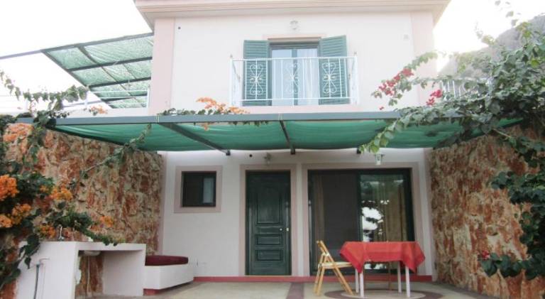 Apartment with yard & patio | Suitable for remote work — photo 2