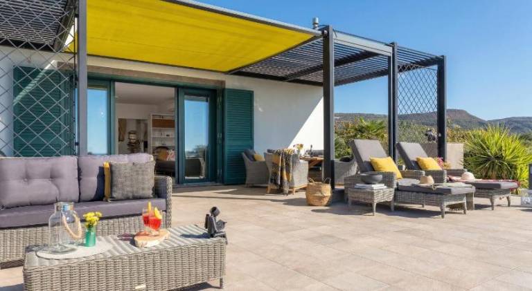 Luxury Sunshine Villa in Alghero with pool and sea view — photo 4