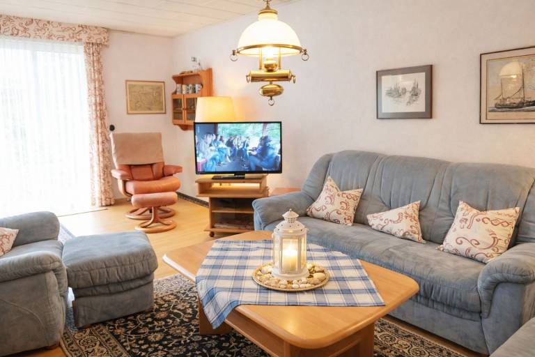 Haus Wangerland: Komfortables Ferienhaus in Horumersiel nahe dem Strand — photo 4