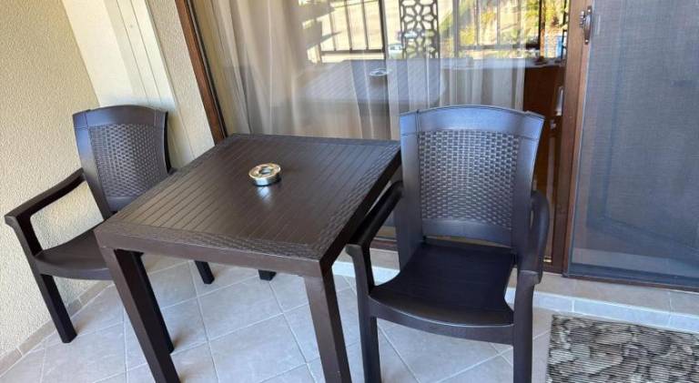 Holiday apartment with pool — photo 5