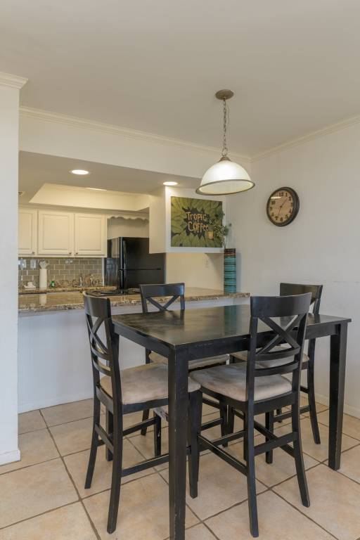 Fully equipped wonderful condo with grill & heated pool | Beach nearby | Dogs allowed — photo 4