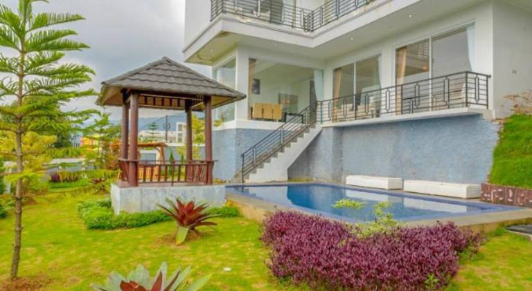 AL Jumeirah Resort Puncak