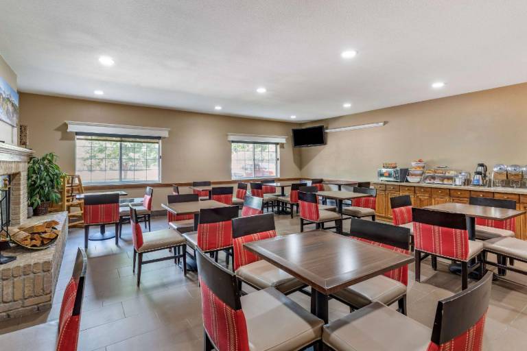 Comfort Suites Fort Collins Near University — photo 4