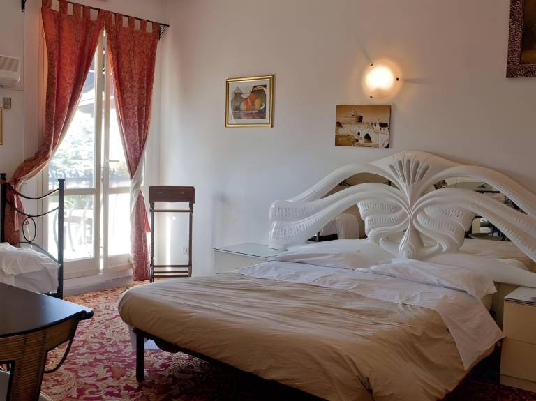 Hotel Chopin — photo 2