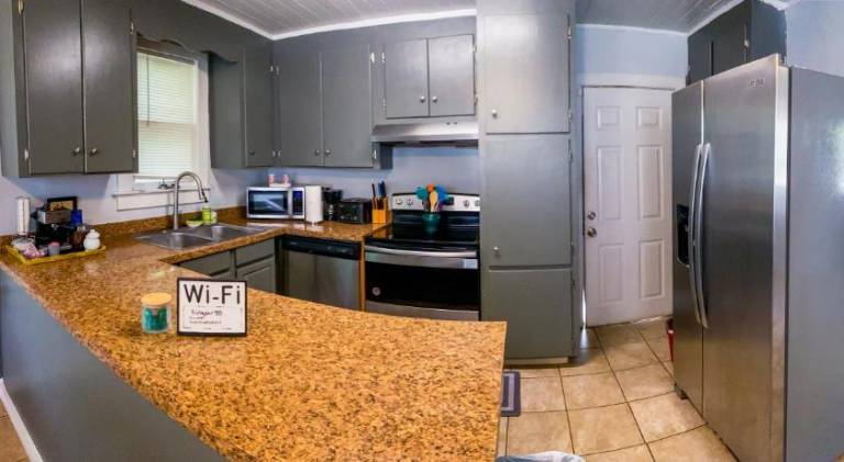 Vacation home with pool | Dogs allowed — photo 3
