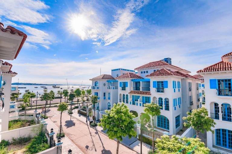 Phoenix Villas Sun Ha Long in Ha Long