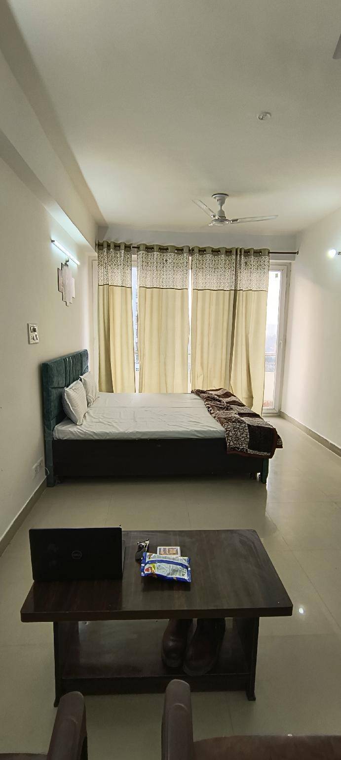 Holiday apartment with yard in Vrindavan