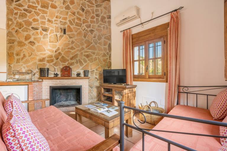 Apartment 'Casa Rocío' with Mountain View, Wi-Fi and Air Conditioning — photo 4