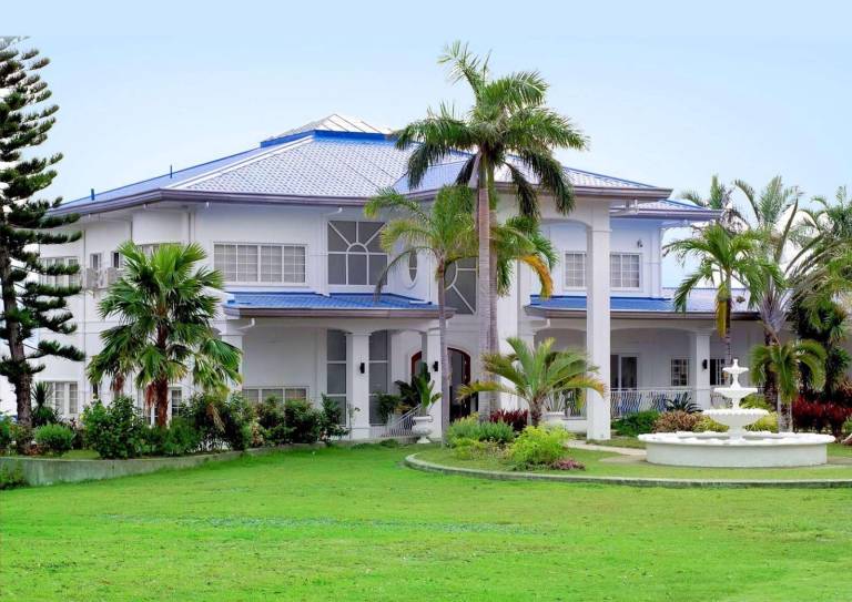 The Private House Restaurant and Resort in Calatagan