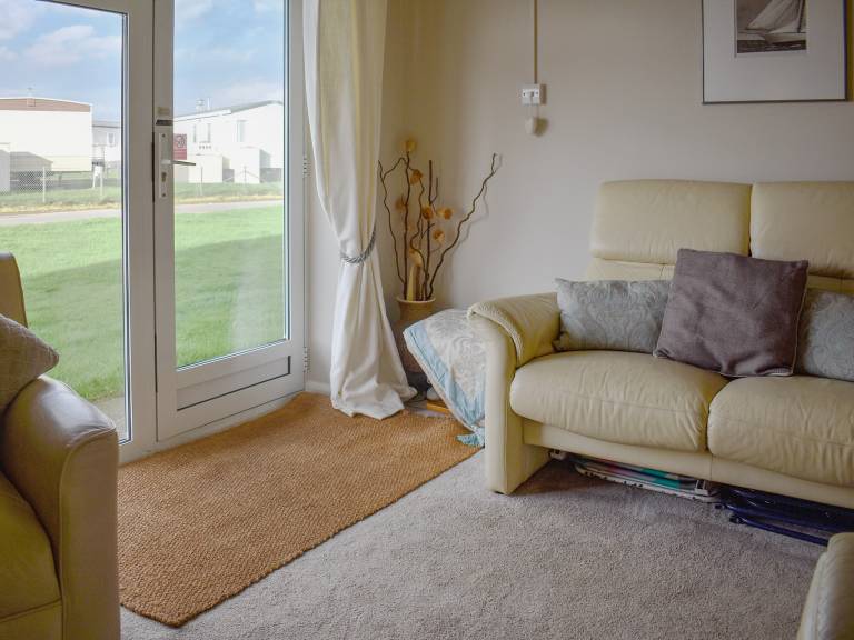 Child-friendly cottage | River view | Beach nearby | Pets allowed — photo 3