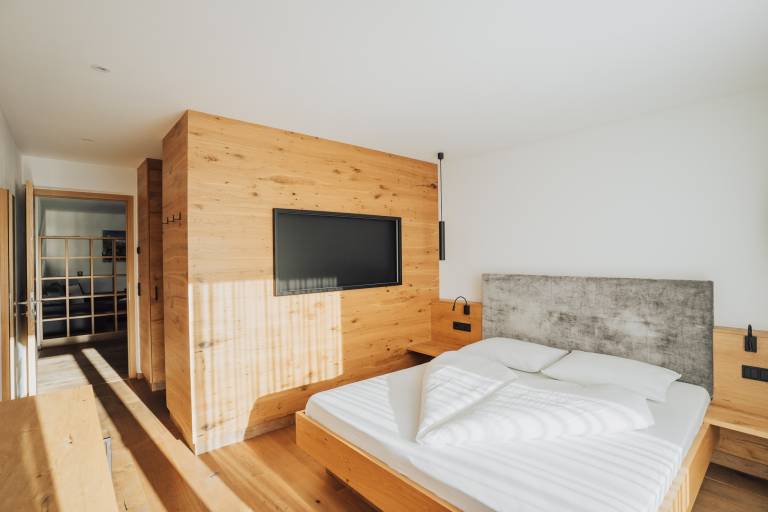 Apartment Oberegghof Hirzer with Mountain View, Pool and Wi-Fi in Bolzano