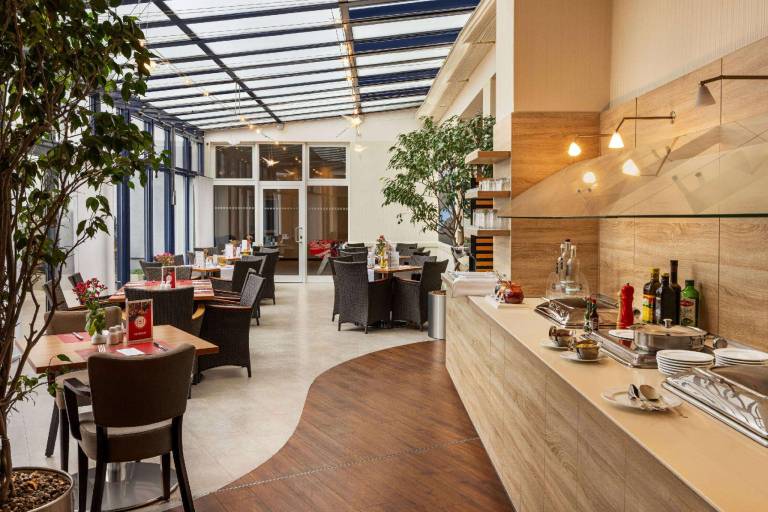 Amedia Hotel Dresden Elbpromenade, Trademark Collection by Wyndham in Plauen