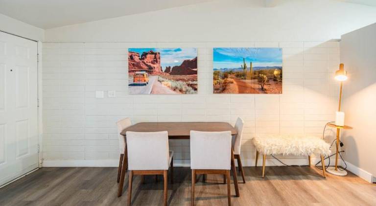 Spacious 2 Bedroom, 2 Bath, Pool, Free Parking, Gym — photo 4