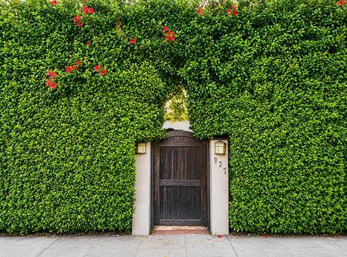 Private Rooms Near The Grove & West Hollywood