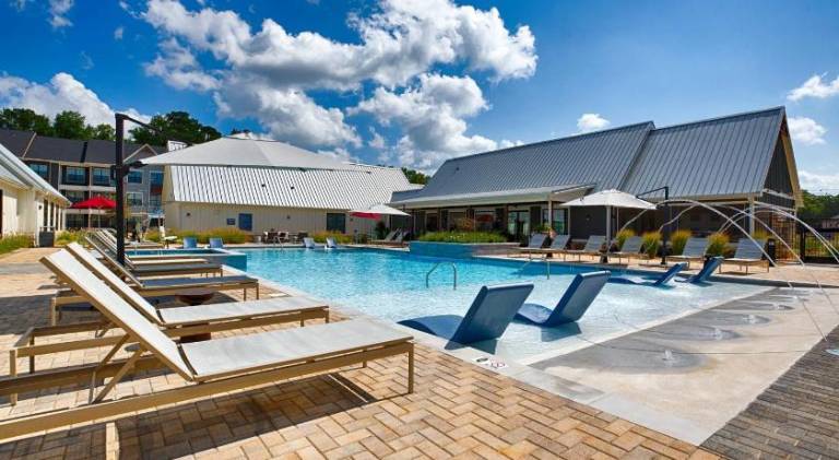 Charming rental apartment with pool | Pet-friendly in Madison, AL