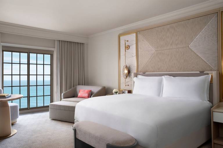 Resort  Vanderbilt Beach