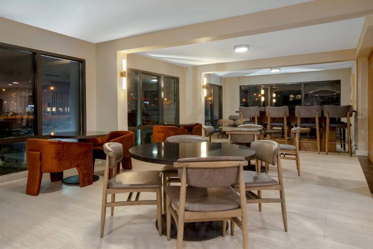 Best Western Plus Meadowlands — photo 4