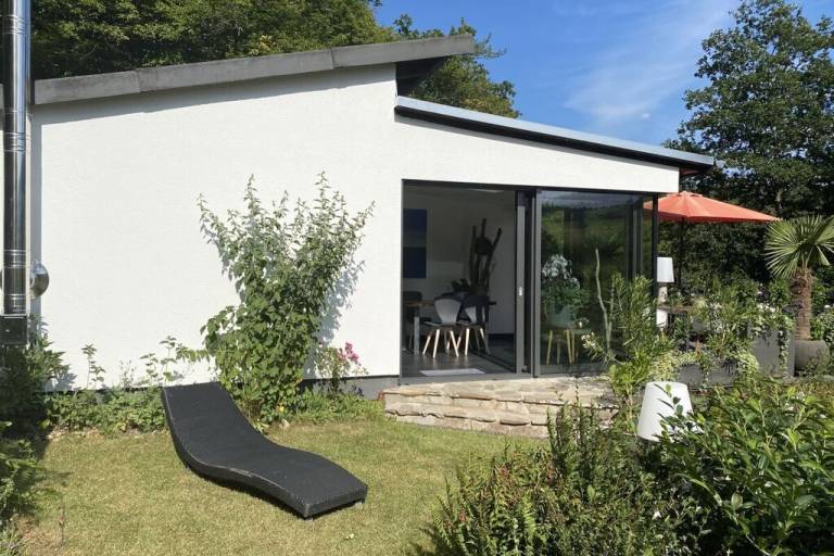 Fully equipped house with terrace, yard & barbeque | Pet-friendly — photo 3