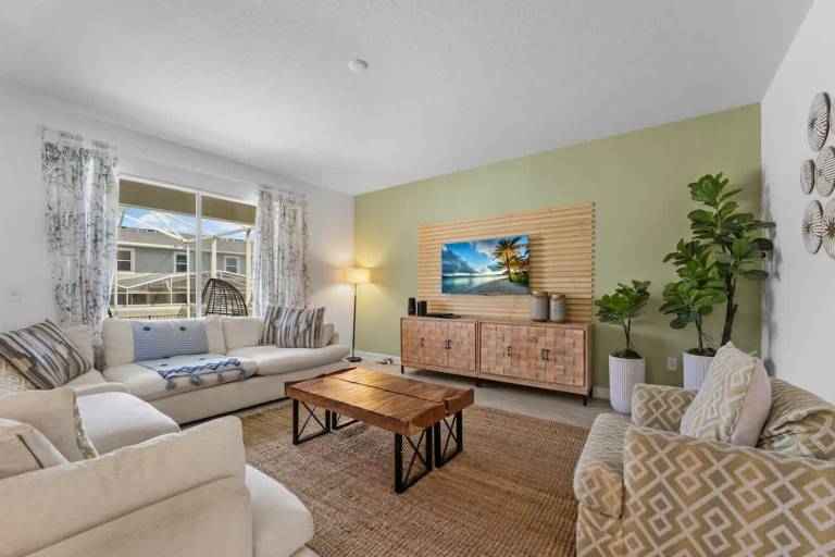 Great Price Luxury 6-Bed Pool 15 ppl Great Resort — photo 2