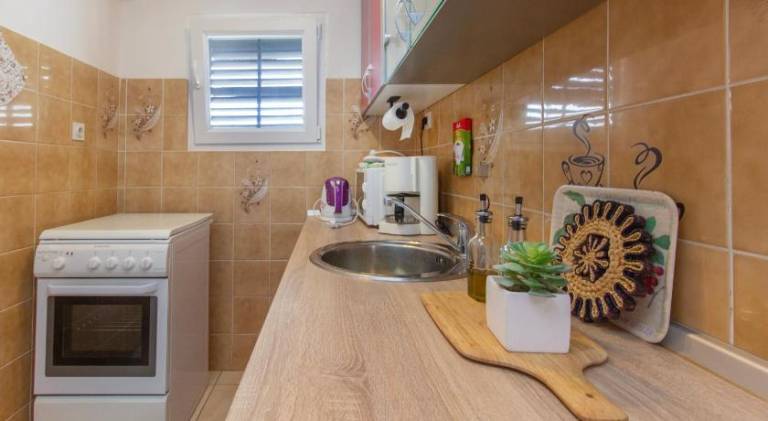 Rental apartment with 2 rooms for 6 persons — photo 5