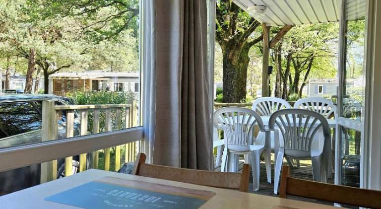 Chalet with BBQ, garden & pool — photo 5