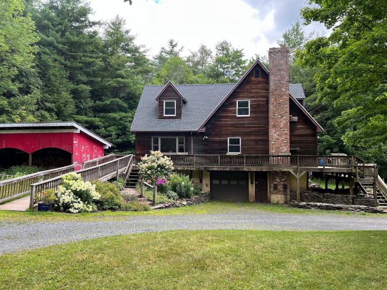 Cabin Maplecrest