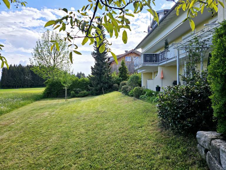 Holiday apartment with yard | Mountain view — photo 2