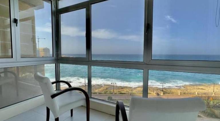 Rental apartment with pool in St. Julian's