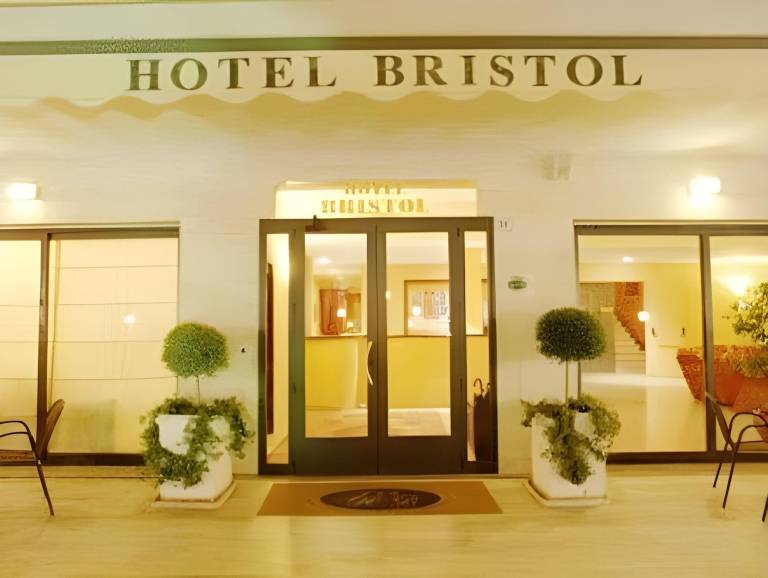 Hotel Bristol in Laigueglia