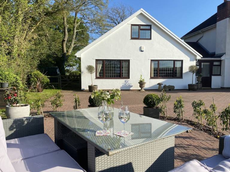 Cottage Barry