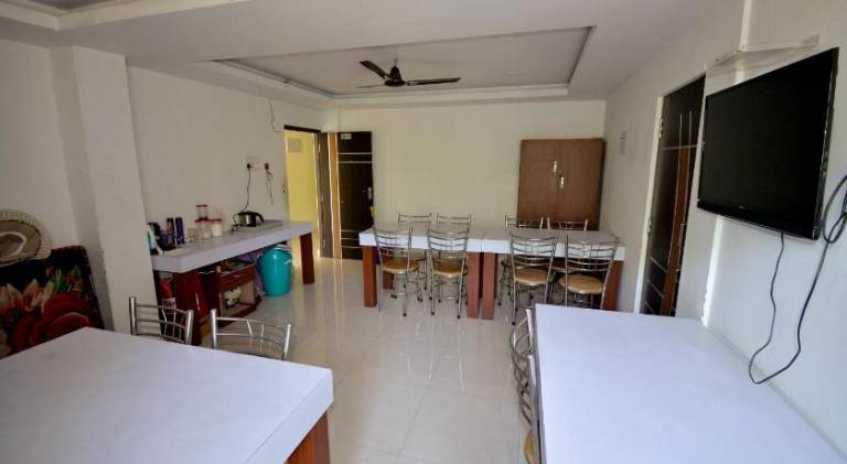 HOTEL CORAL INN — photo 3