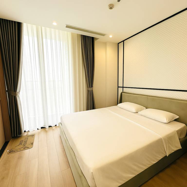 Apartment with pool, hot tub & patio | Perfect for remote work in Ha Long