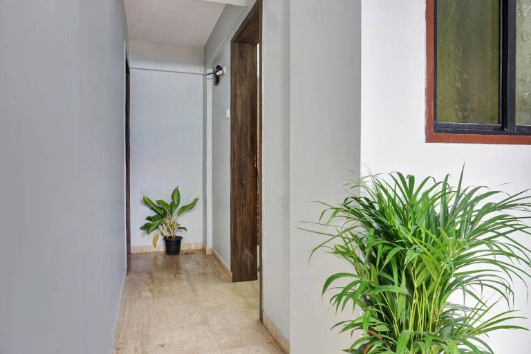 Collection O Baner Executive Stays