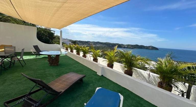 Villa with pool — photo 3