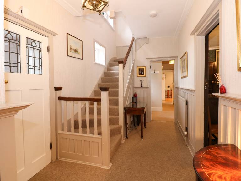 Family-oriented pleasant cottage with yard | Beach view | Next to the beach | Pet-friendly — photo 5