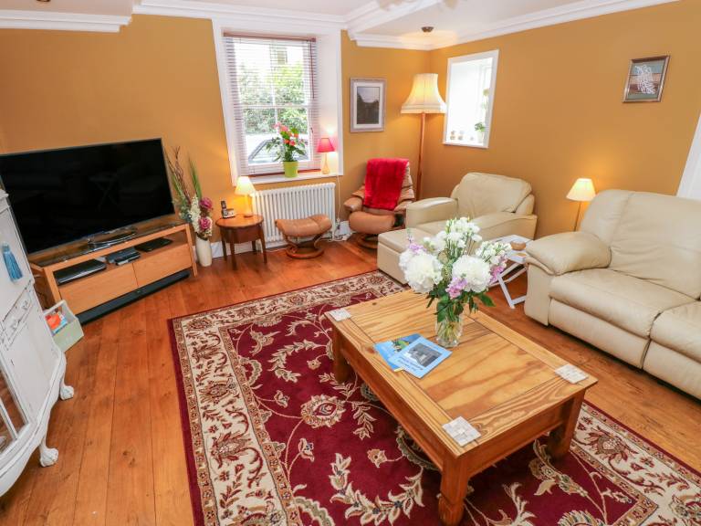 Children-friendly cottage with yard | Beach view | Pets are welcome — photo 5