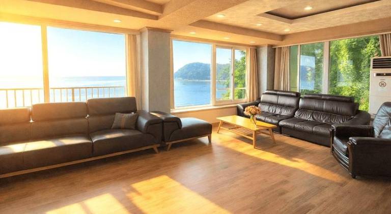 Yeongheungdo Haevichi Pension — photo 3