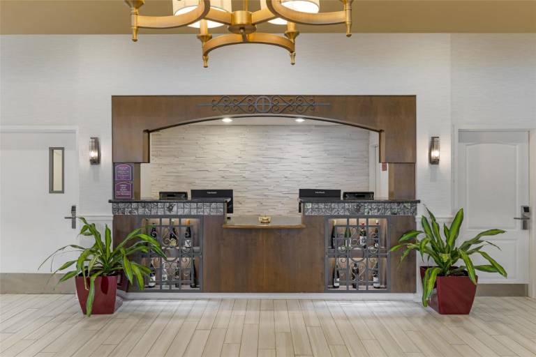Best Western Plus Vineyard Inn & Suites — photo 3