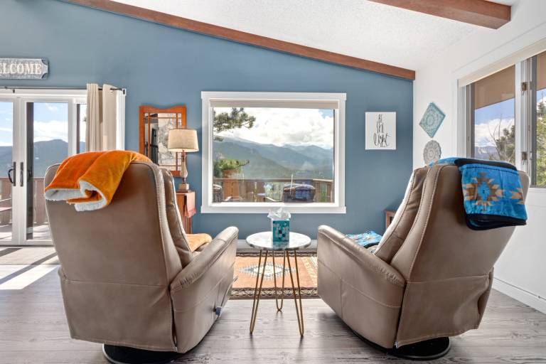 Family-oriented vacation home with terrace | Dogs allowed in Estes Park, CO