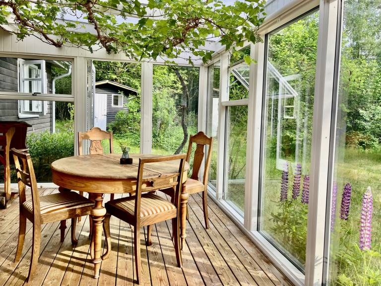 Children-friendly pleasant vacation home with terrace | Pets are welcome — photo 2