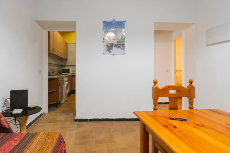 Nice rental apartment with fast internet | Near Torre del Oro | Pets are welcome — photo 4
